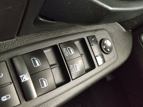 Used 2019 RAM 1500 Tradesman w/ Tradesman SXT Package RWD image 27