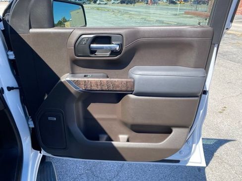 Used 2021 GMC Sierra 1500 Denali AWD/4WD image 22