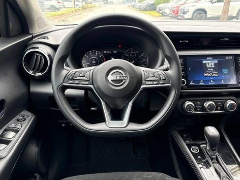 Used 2023 Nissan Kicks SV FWD image 25