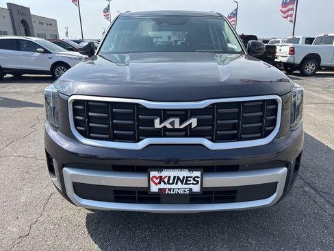 Used 2025 Kia Telluride S AWD/4WD image 9