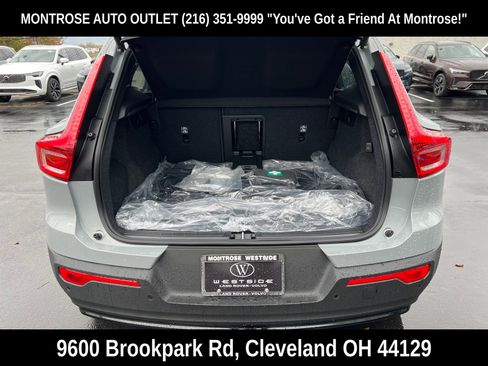 New 2026 Volvo XC40 B5 Plus w/ Climate Package AWD/4WD image 34