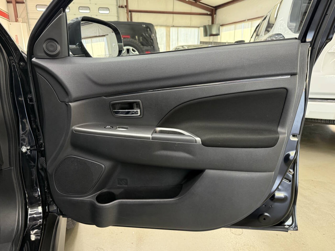 Used 2021 Mitsubishi Outlander Sport SE AWD/4WD image 14
