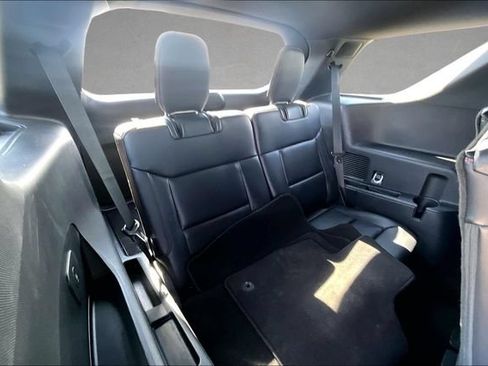 Certified 2025 Ford Explorer ST-Line w/ ST-Line Street Pack AWD/4WD image 25
