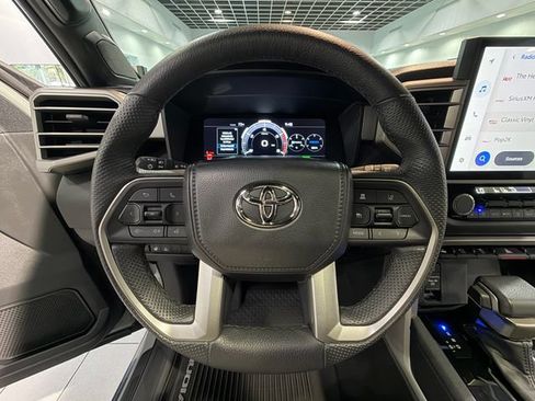 Used 2025 Toyota Sequoia Limited w/ Tow Technology Package AWD/4WD image 17