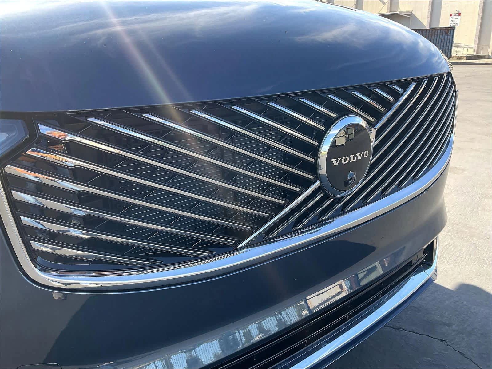 New 2027 Volvo XC90 B6 Plus AWD/4WD image 34