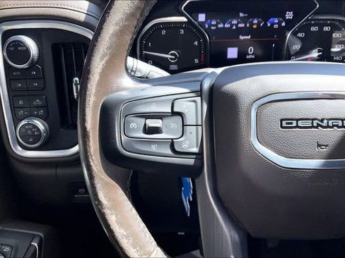 Used 2023 GMC Sierra 2500 Denali w/ Denali Ultimate Package AWD/4WD image 19