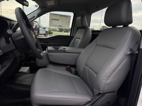 New 2026 Ford F550 4x4 Regular Cab Super Duty image 22