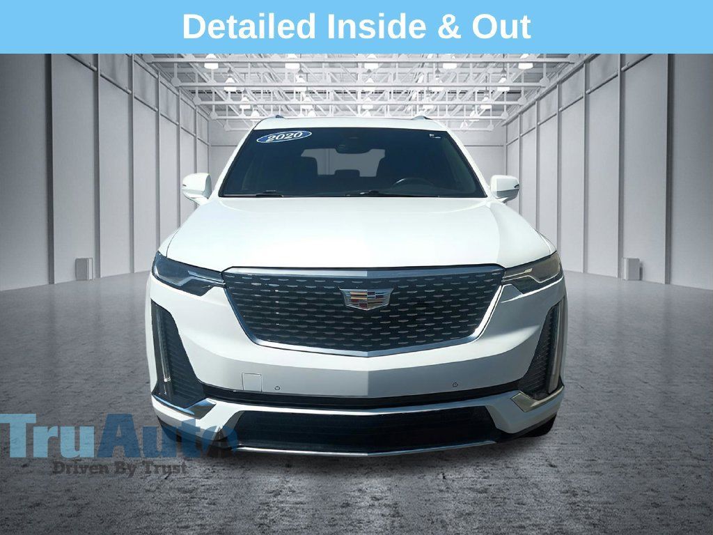 Used 2020 Cadillac XT6 Premium Luxury FWD image 2