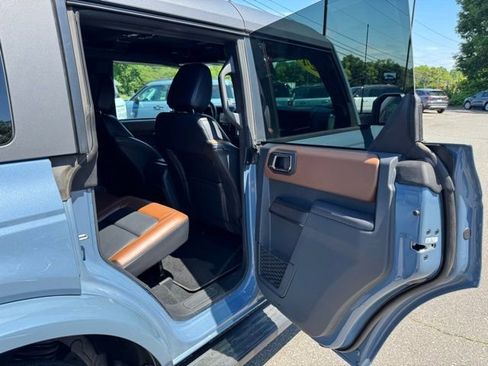 Used 2024 Ford Bronco Outer Banks AWD/4WD image 14