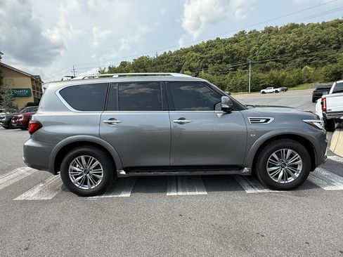 Used 2020 INFINITI QX80 Luxe w/ Proassist Package RWD image 4