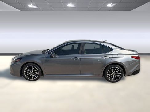 Used 2026 Toyota Camry XLE FWD image 2