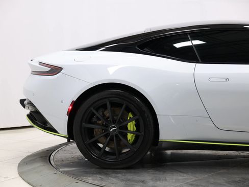 Used 2020 Aston Martin DB11 AMR image 55