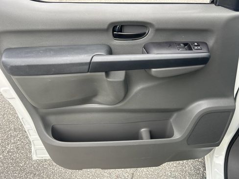 Used 2020 Nissan NV 2500 SV w/ Navigation Package image 11