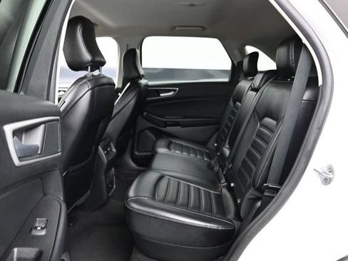 Used 2024 Ford Edge SEL AWD/4WD image 22