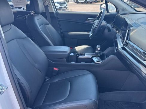 Used 2025 Kia Sportage EX AWD/4WD image 29