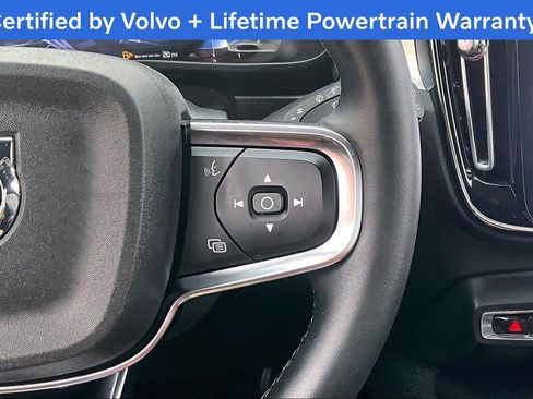 Certified 2023 Volvo XC40 B5 Core image 27