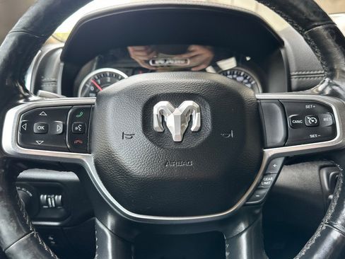 Used 2019 RAM 1500 Laramie image 29