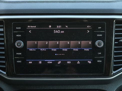 Used 2022 Volkswagen Atlas SE image 14