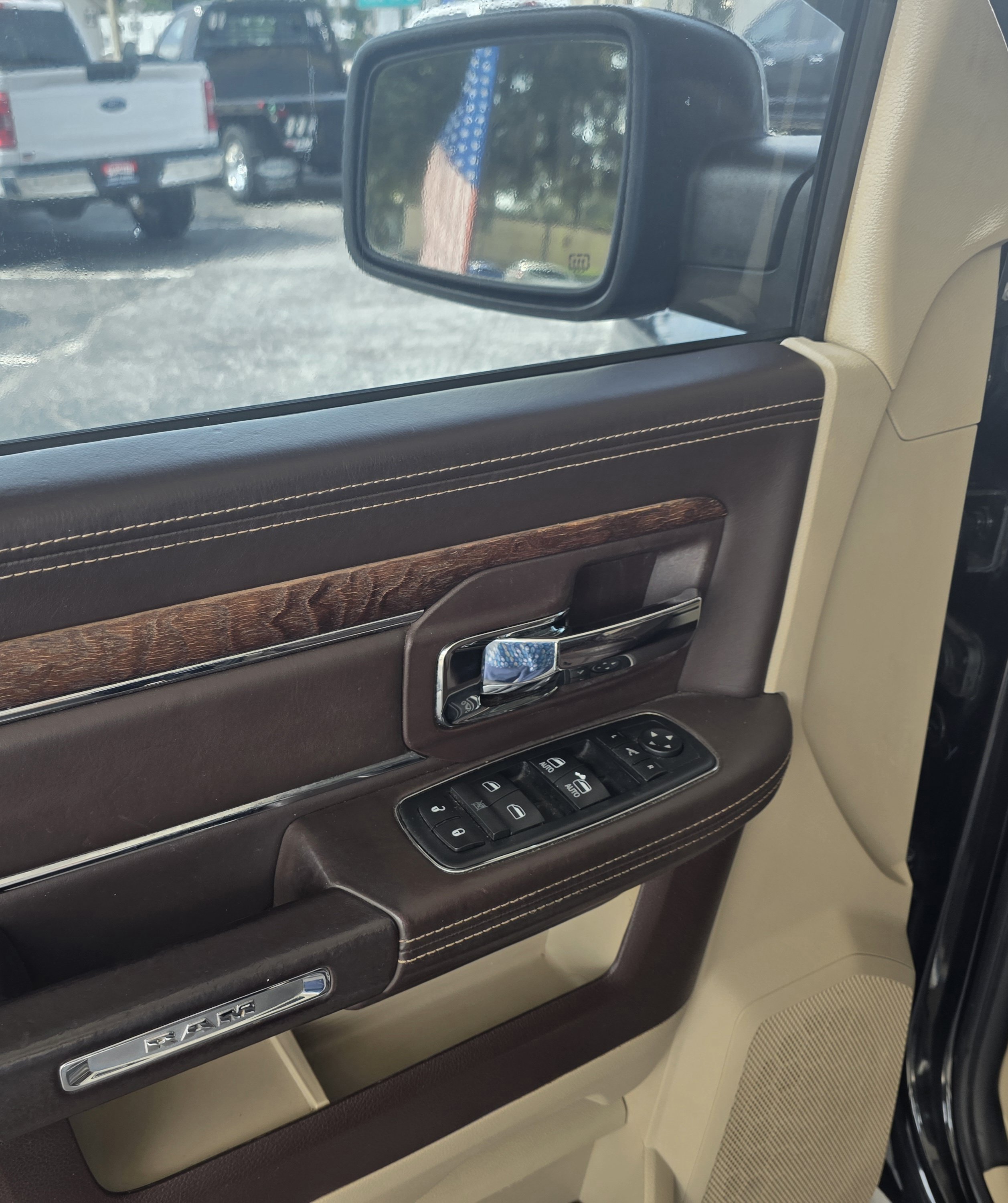 Used 2016 RAM 1500 Laramie Longhorn w/ Convenience Group AWD/4WD image 14