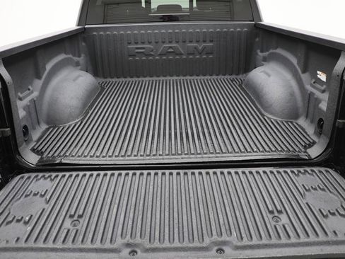 Used 2022 RAM 1500 Big Horn image 12