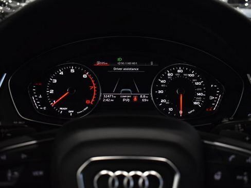 Used 2023 Audi Q5 2.0T Premium w/ Convenience Package AWD/4WD image 17