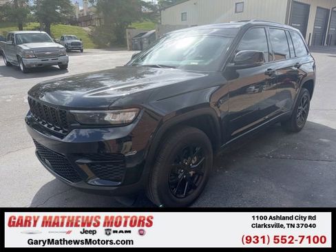 Used 2024 Jeep Grand Cherokee Altitude image 1