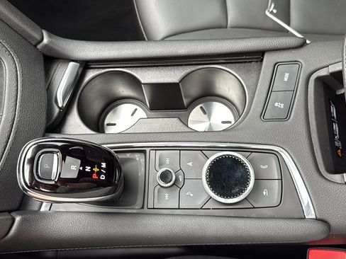 Certified 2024 Cadillac XT5 Sportv w/ Technology Package image 25