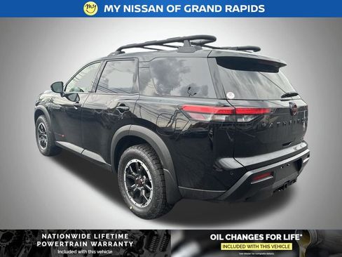 New 2026 Nissan Pathfinder Rock Creek w/ Rock Creek Premium Package AWD/4WD image 3