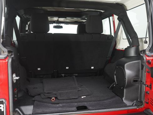Used 2014 Jeep Wrangler Unlimited Sport w/ Quick Order Package 24S AWD/4WD image 9