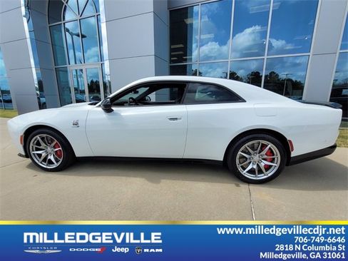 New 2024 Dodge Charger R/T Scat Pack w/ Plus Group image 5