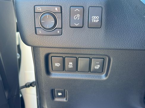 Used 2019 Lexus GX 460 Luxury image 23