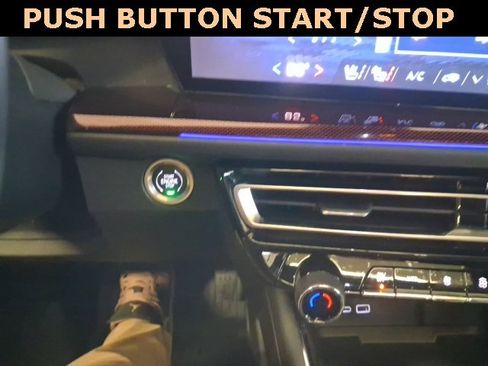 Used 2024 Chevrolet Traverse RS w/ LPO, Floor Liner Package image 15