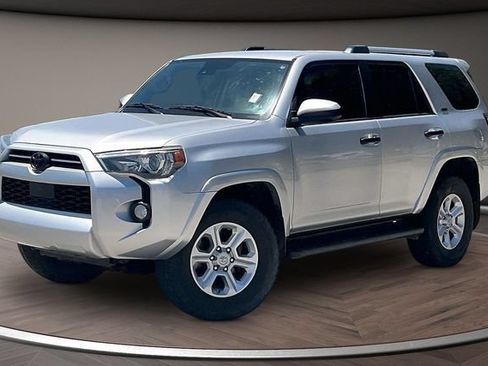 Used 2020 Toyota 4Runner SR5 AWD/4WD image 1