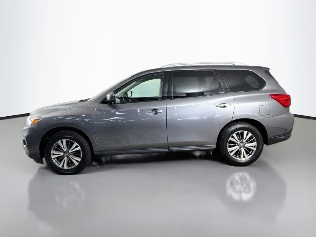 Used 2020 Nissan Pathfinder SV AWD/4WD image 6