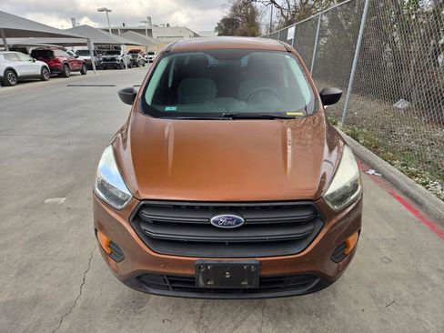 Used 2017 Ford Escape S image 3