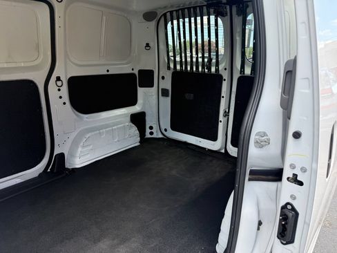 Used 2021 Nissan NV200 SV w/ Back Door Glass Package FWD image 12