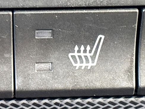 Used 2017 RAM 1500 Rebel w/ Luxury Group image 20