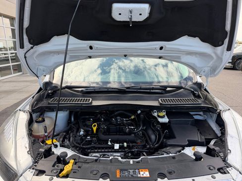 Used 2019 Ford Escape SE image 22