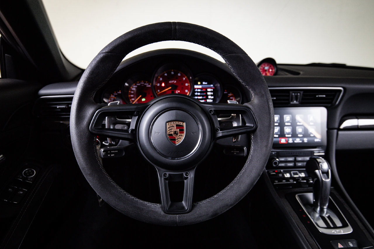 Certified 2018 Porsche 911 GT3 RWD image 25