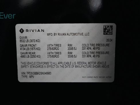 Used 2025 Rivian R1S Adventure Dual AWD/4WD image 29