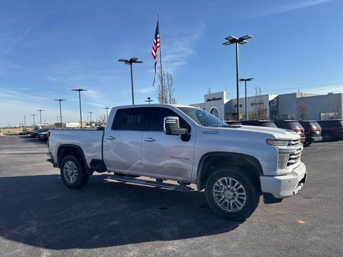 Used 2022 Chevrolet Silverado 3500 High Country w/ Technology Package image 1