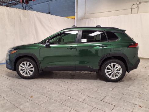 New 2026 Toyota Corolla Cross LE image 6