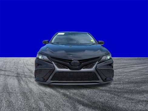Used 2024 Toyota Camry SE w/ Convenience Package FWD image 9