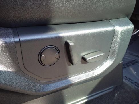 Used 2020 Ford F150 Lariat AWD/4WD image 12