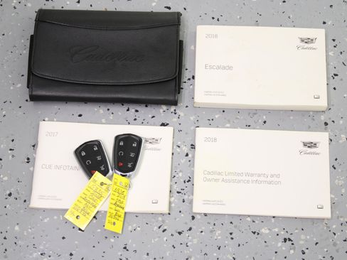 Used 2018 Cadillac Escalade Luxury image 96