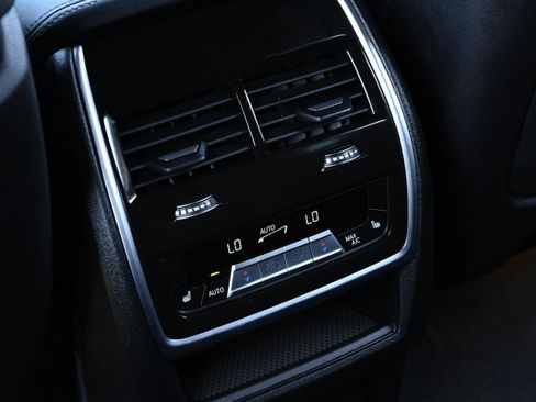 Certified 2024 BMW X5 xDrive40i w/ M Sport Package image 29