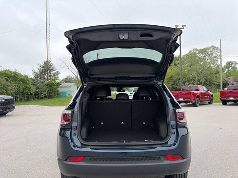 New 2026 Jeep Compass Limited AWD/4WD image 8