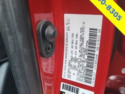 Used 2021 Toyota Tacoma TRD Off-Road image 6