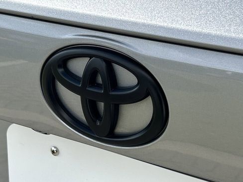 Used 2024 Toyota RAV4 XLE Premium image 10