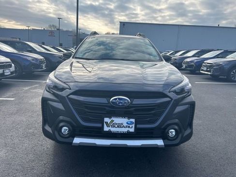 Used 2025 Subaru Outback Limited image 2